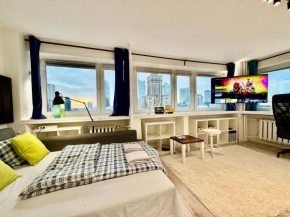 Sawa 7 WiFi8Gbs 85'TV 4K Netflix, Warsaw